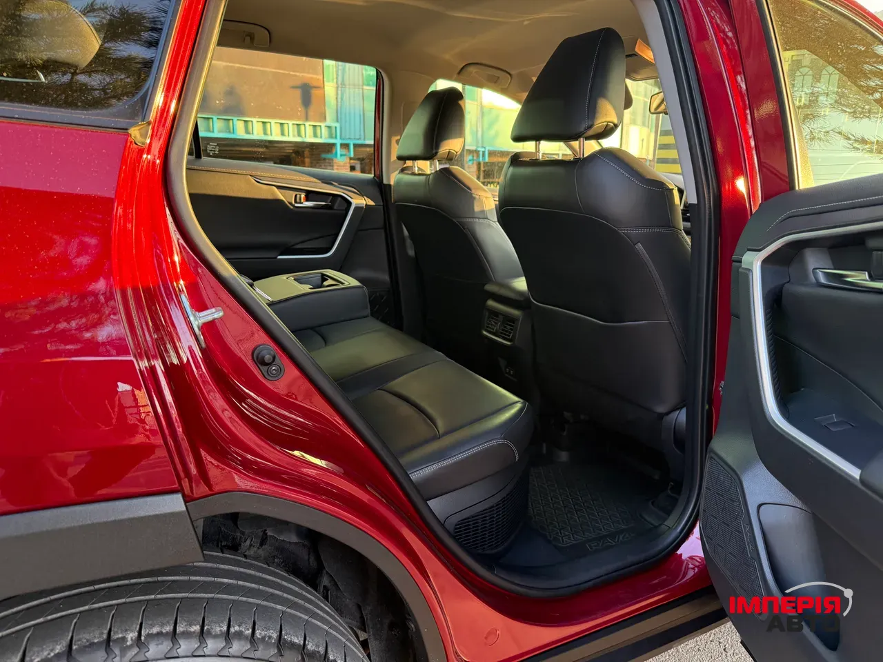 Toyota RAV4 - фото 22