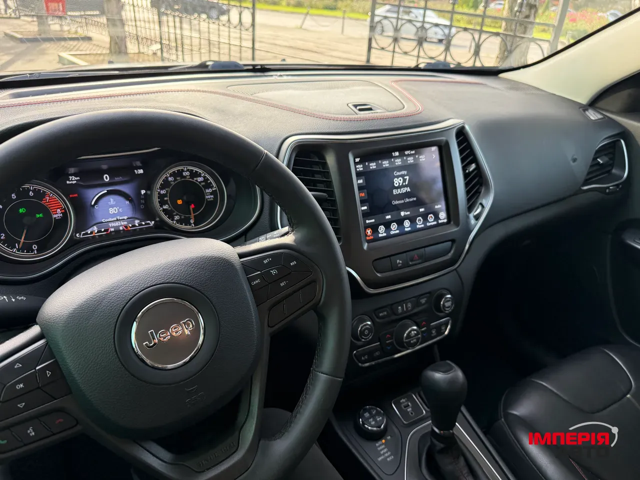 Jeep Cherokee - фото 20