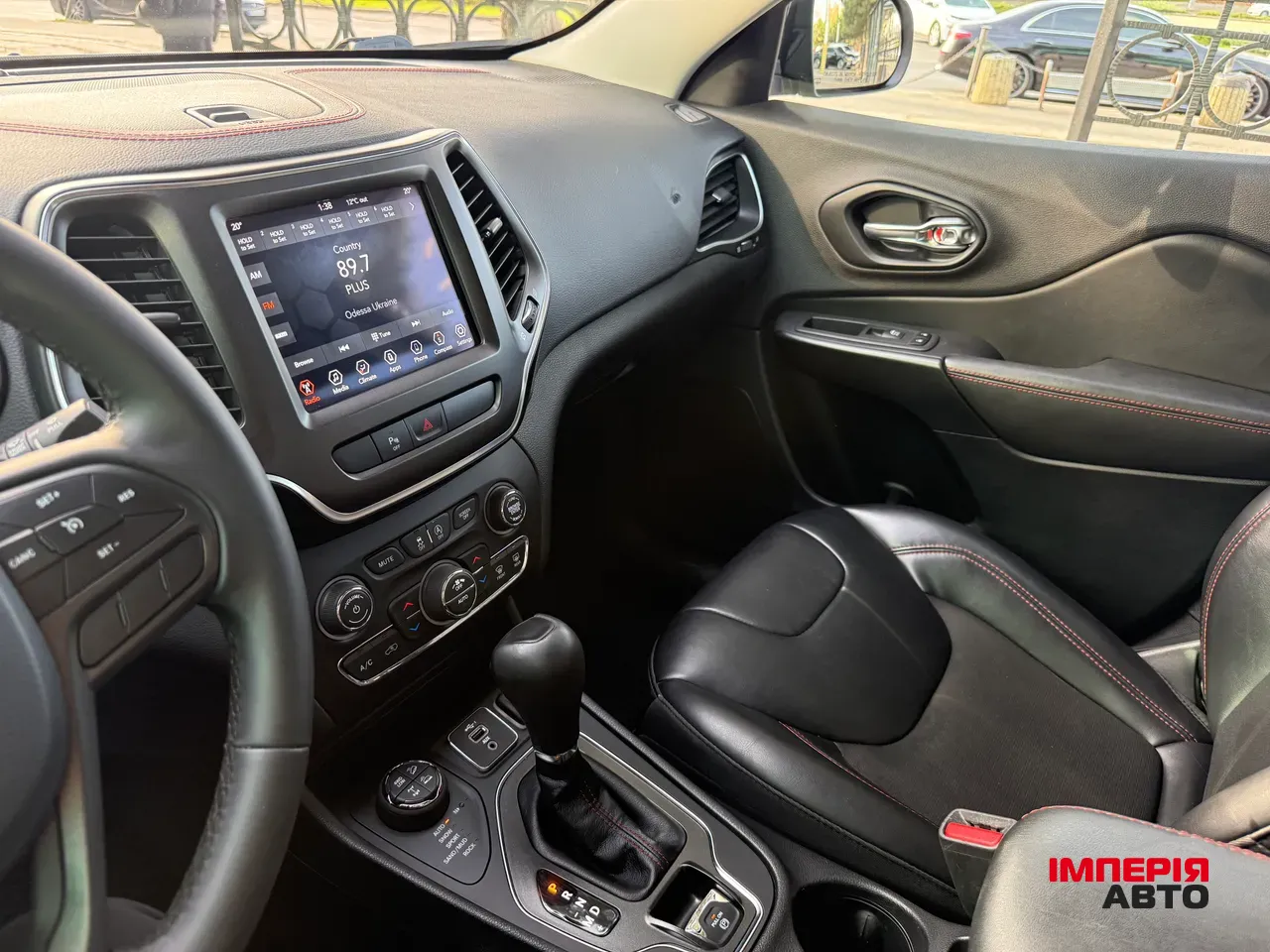 Jeep Cherokee - фото 22