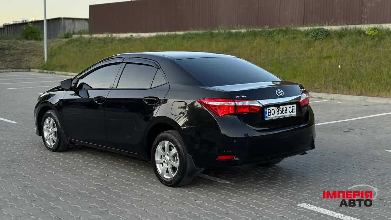 Toyota Corolla - фото 5