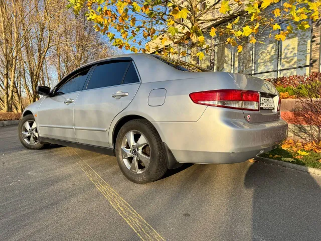 Honda Accord - фото 1