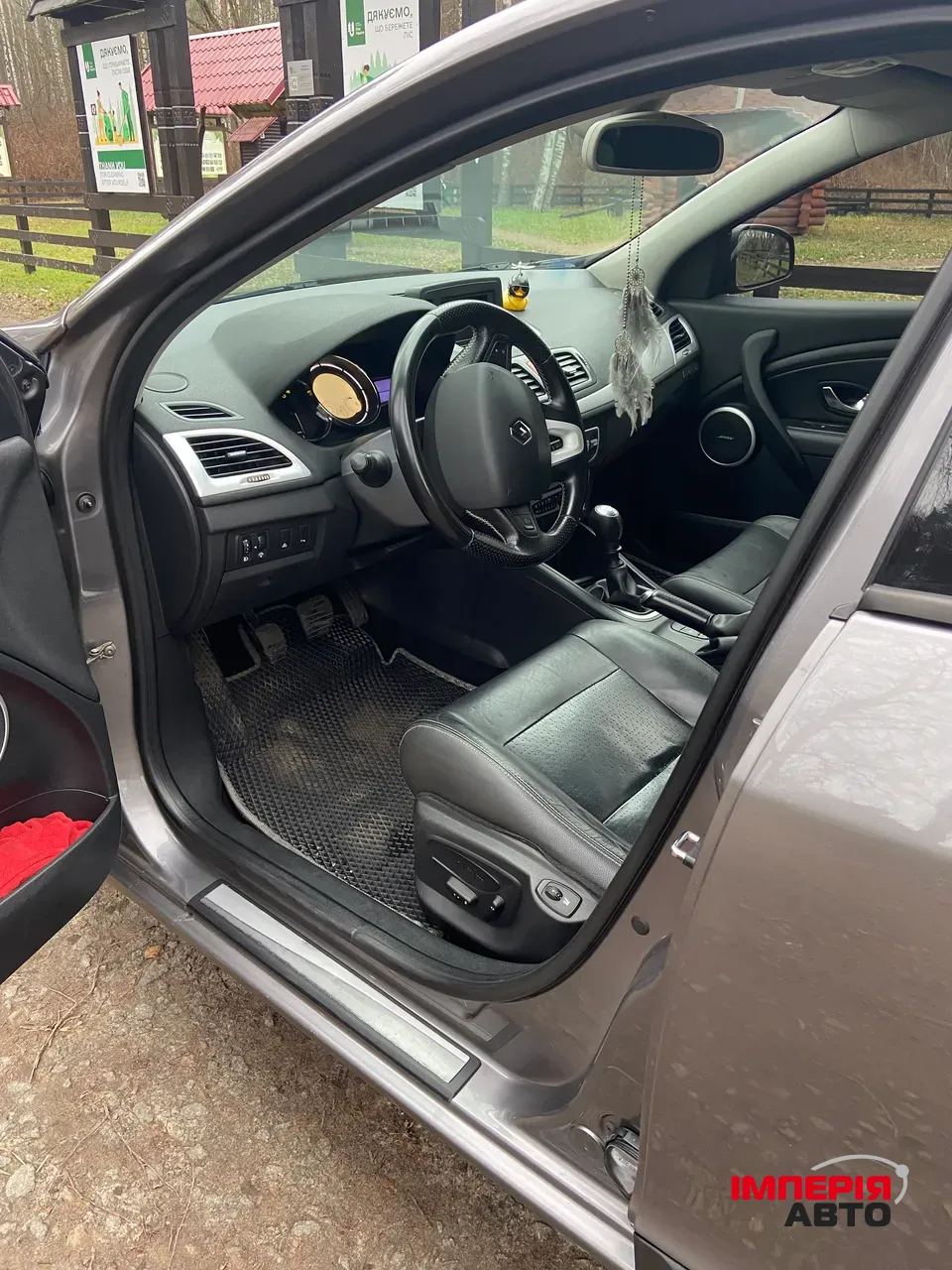 Renault Megane - фото 9