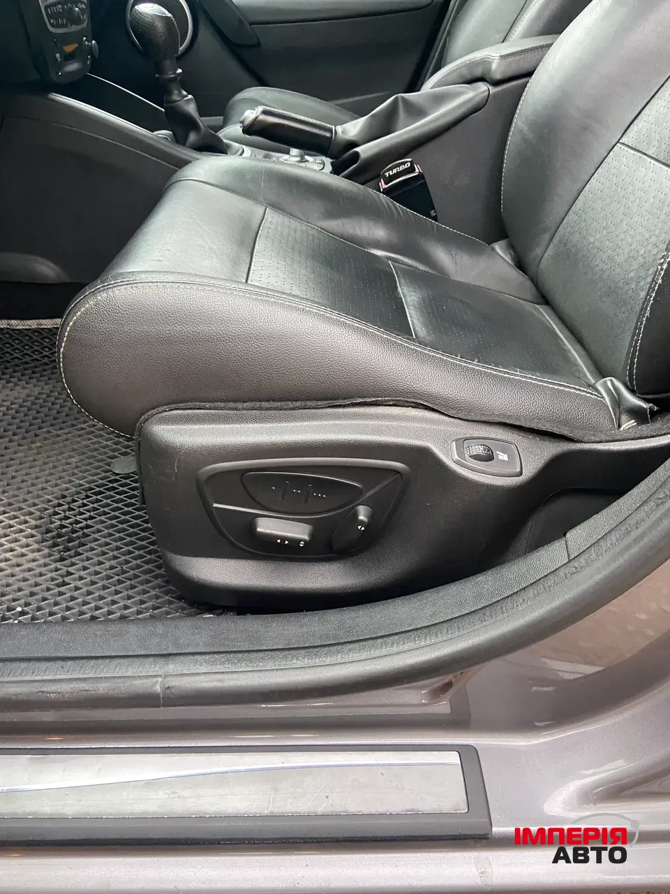 Renault Megane - фото 10