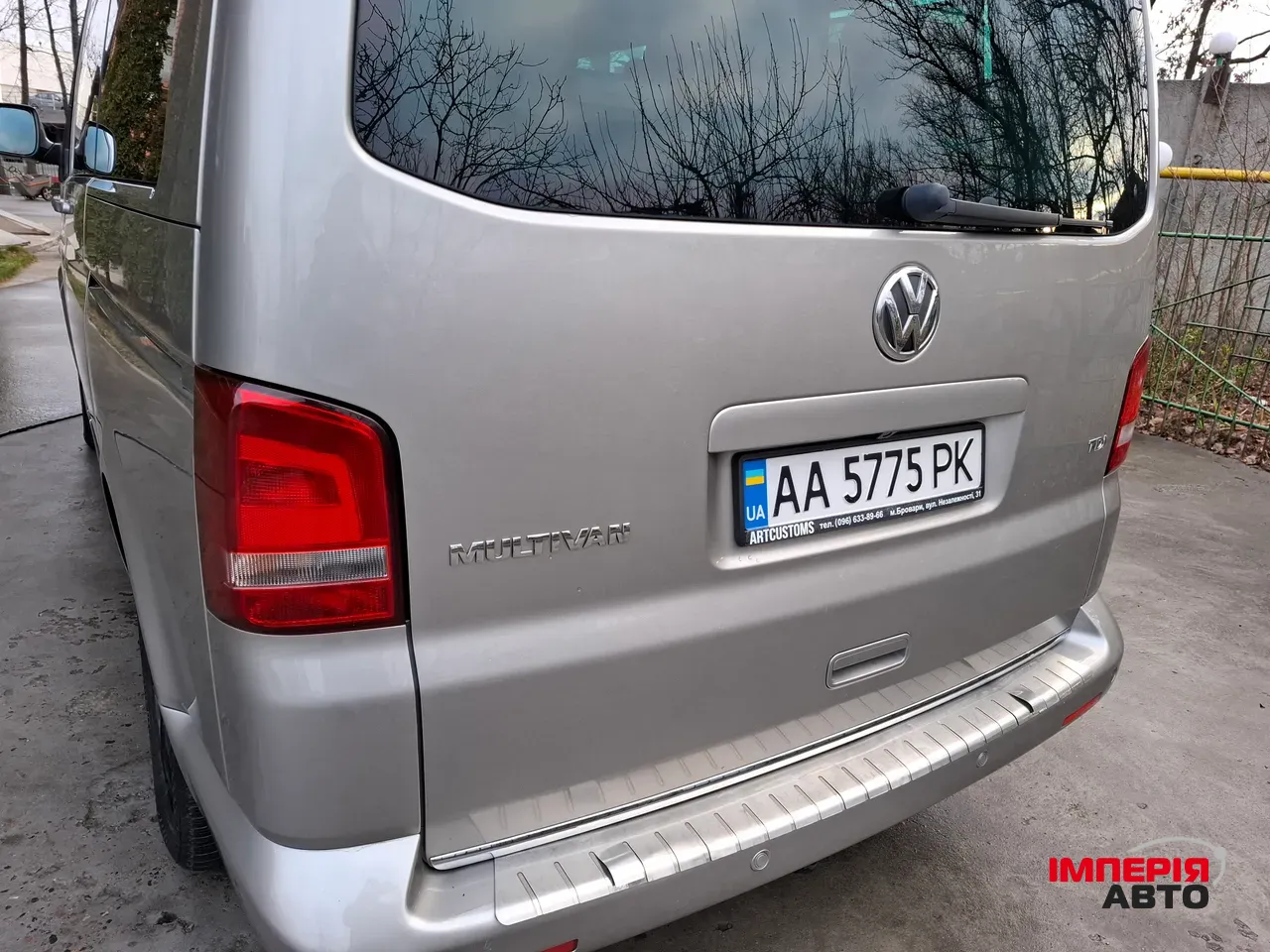 Volkswagen Multivan - фото 10