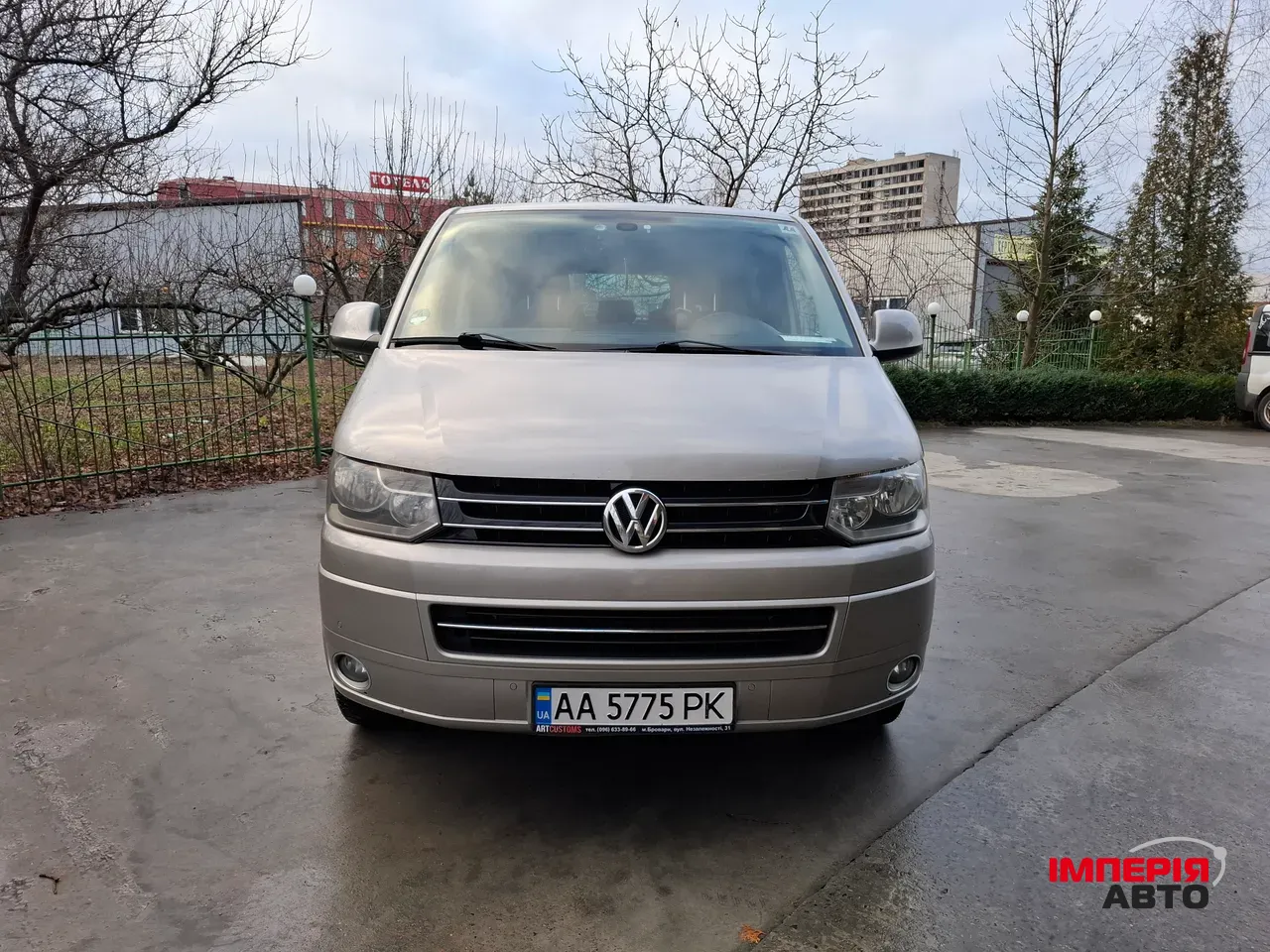 Volkswagen Multivan - фото 3