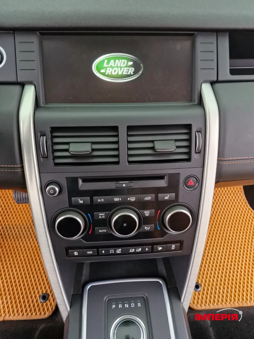 Land Rover Discovery Sport - фото 10