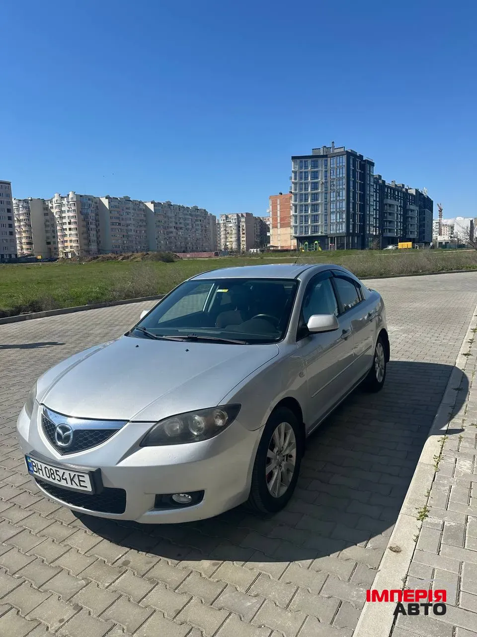 Mazda 3 - фото 2