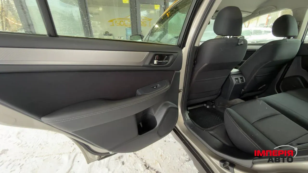 Subaru Outback - фото 12