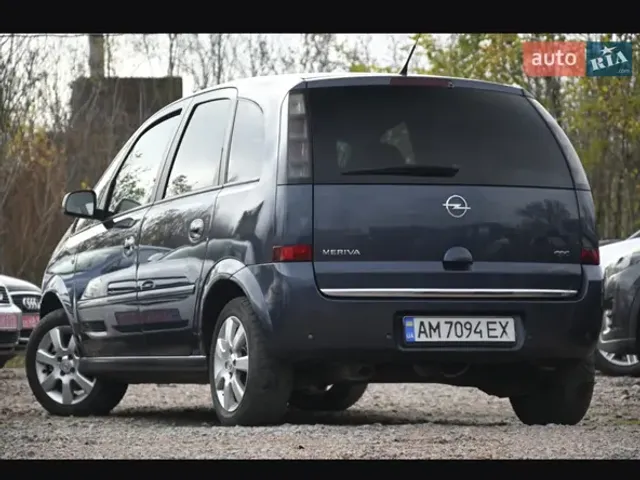 Opel Meriva - фото 4