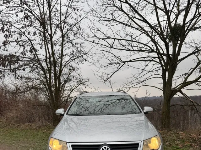 Volkswagen Passat - фото 1