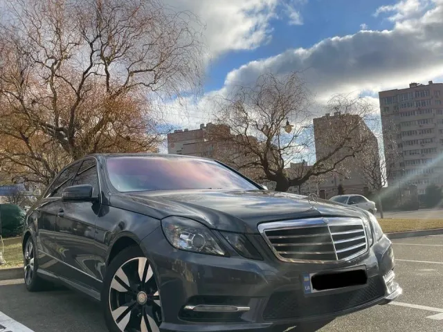 Mercedes-Benz E-Класс - фото 1