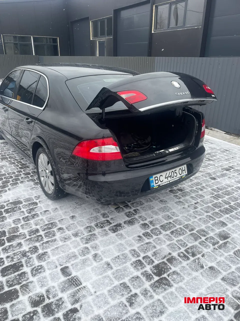 Skoda Superb - фото 8