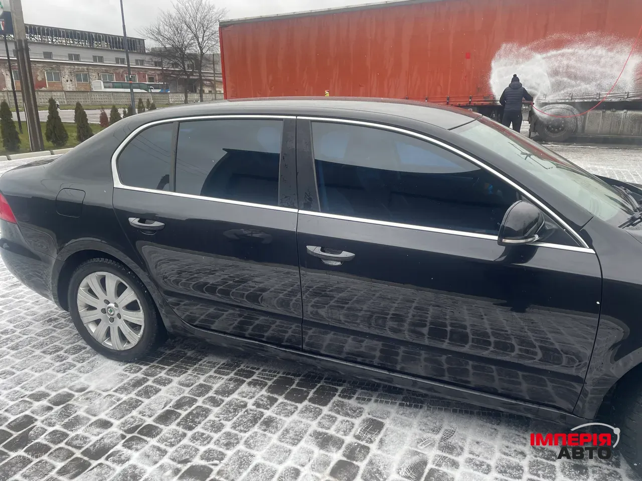 Skoda Superb - фото 14