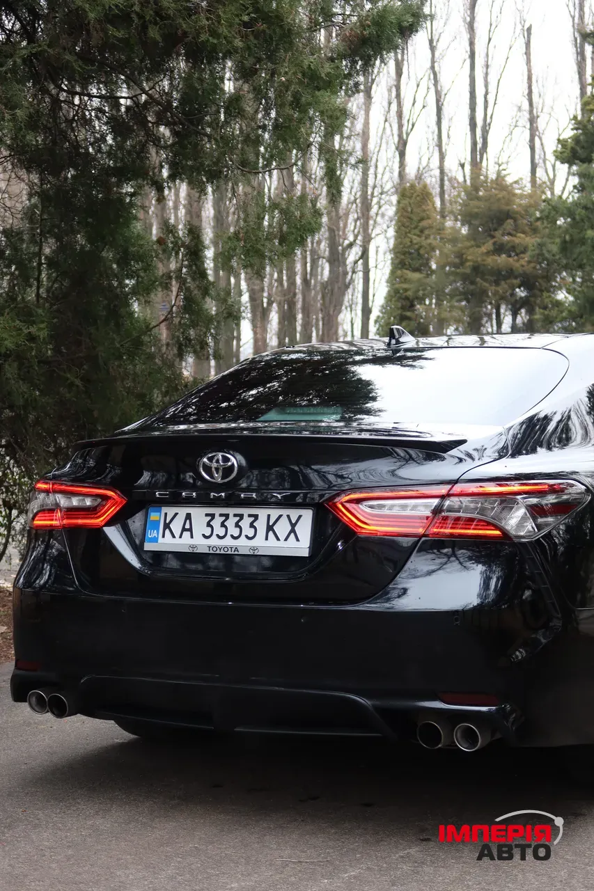 Toyota Camry - фото 5