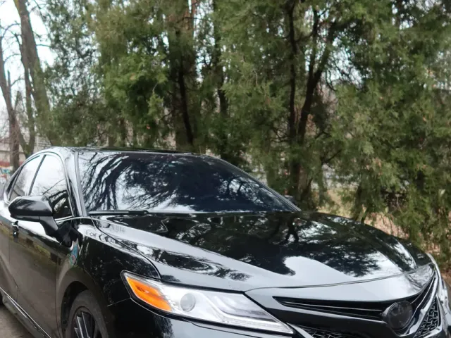 Toyota Camry - фото 2