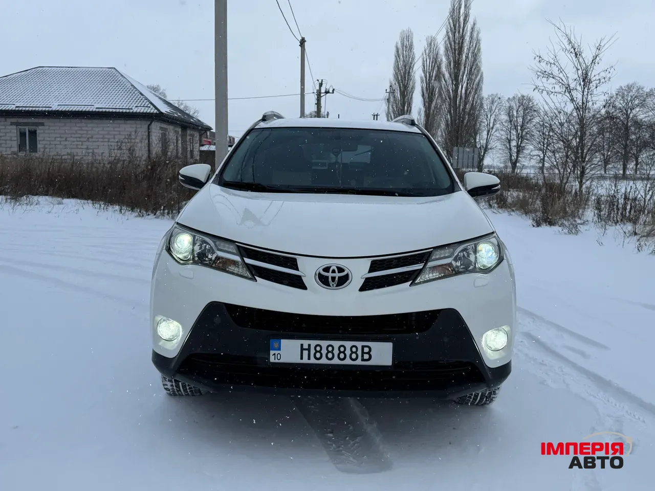 Toyota RAV4 - фото 3