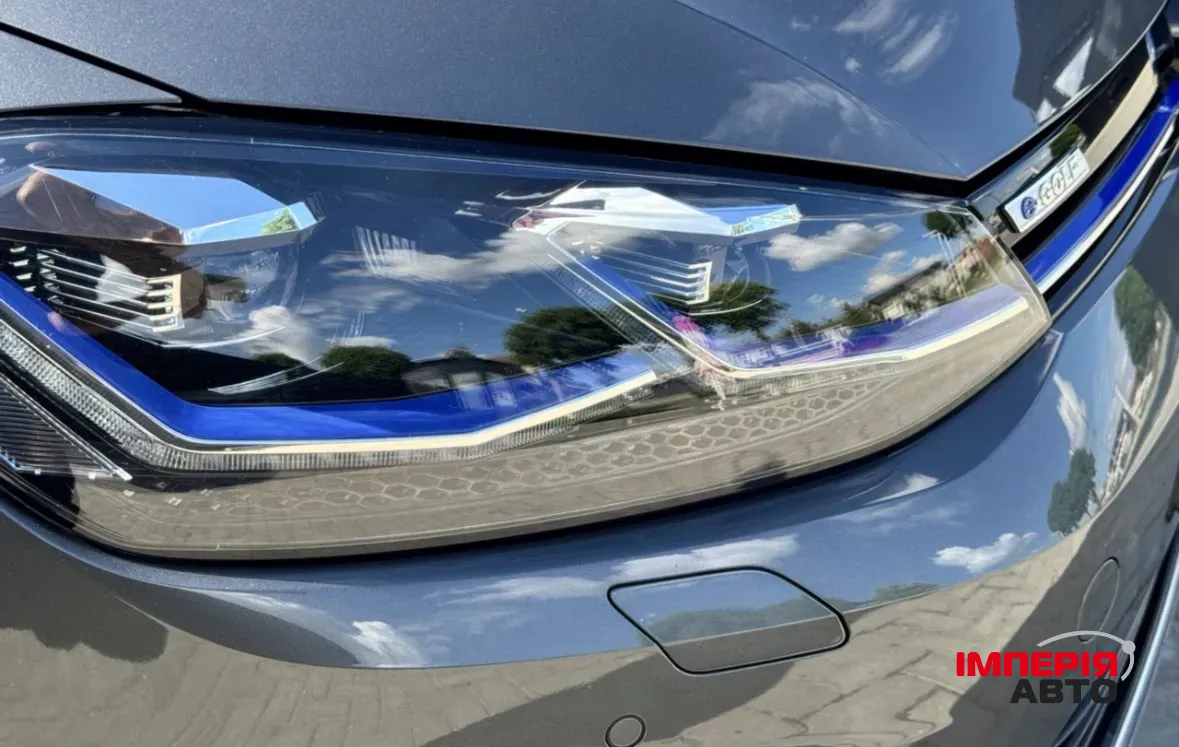 Volkswagen Golf - фото 13