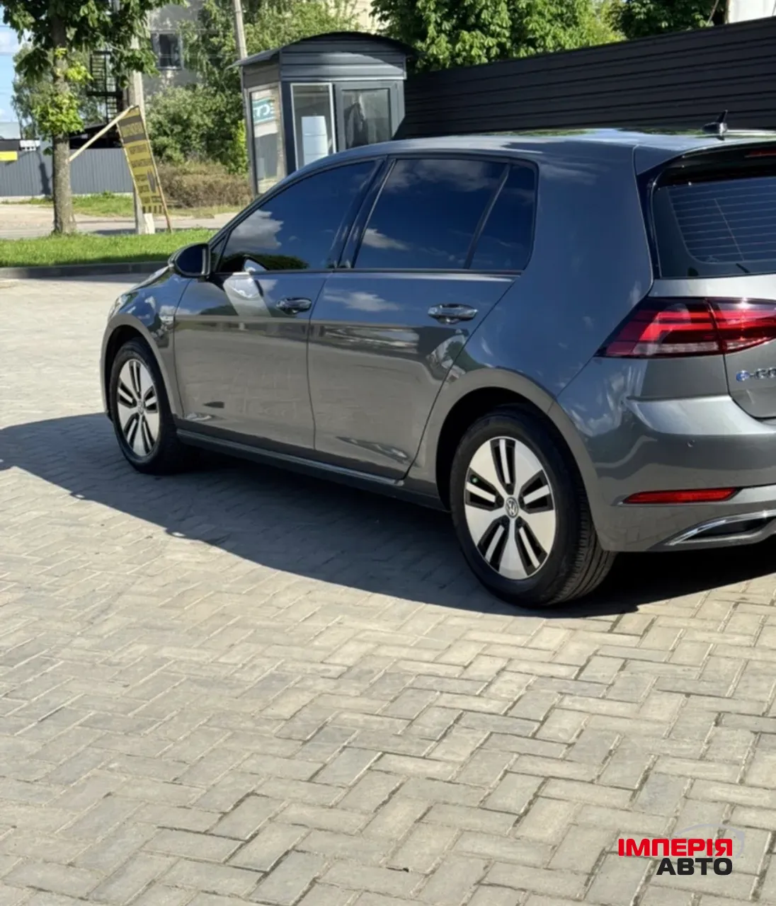 Volkswagen Golf - фото 11