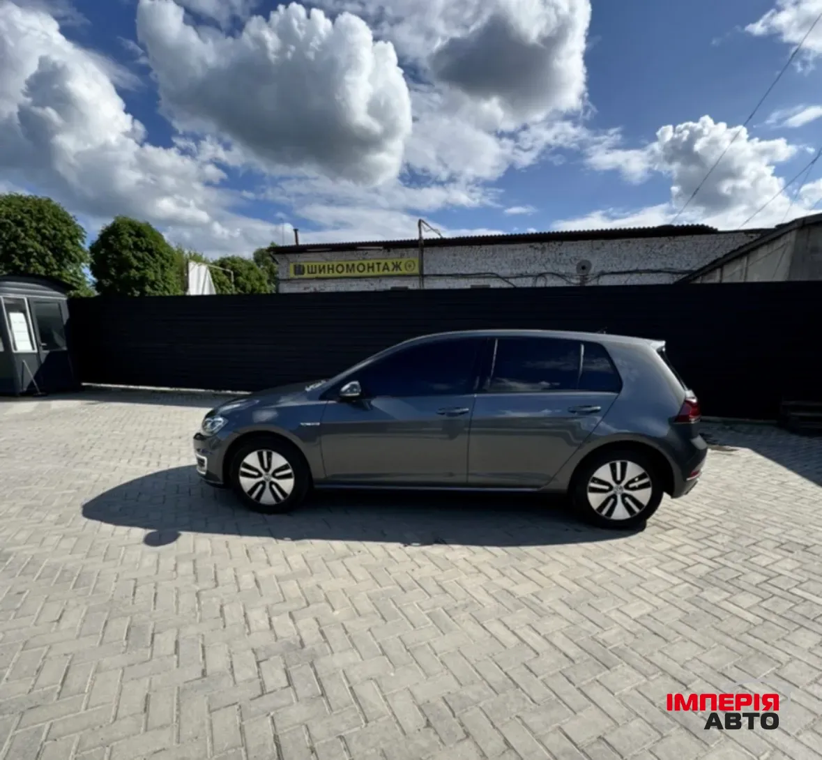 Volkswagen Golf - фото 24