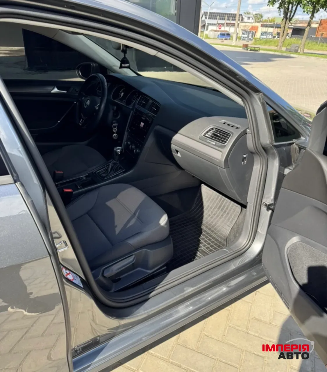 Volkswagen Golf - фото 17