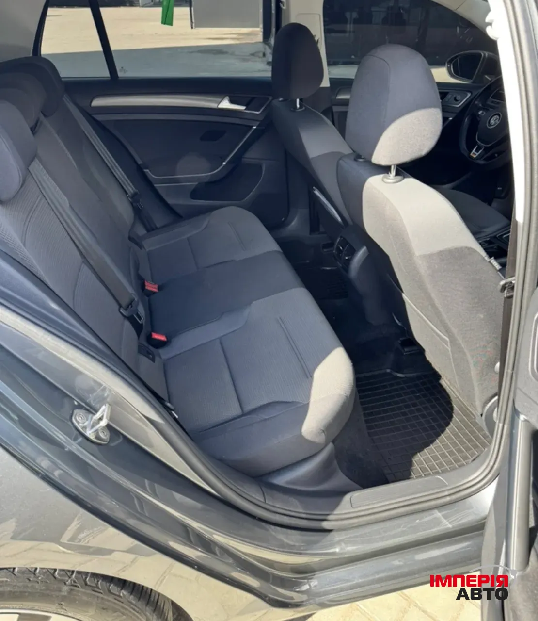 Volkswagen Golf - фото 27