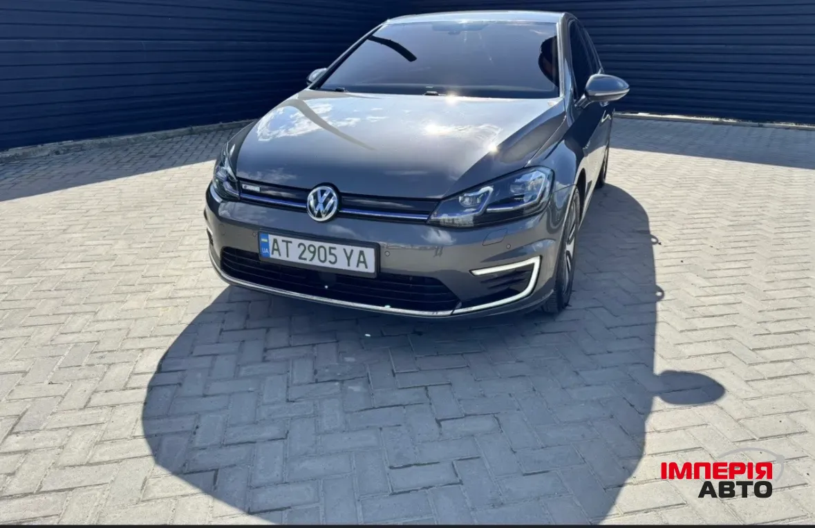 Volkswagen Golf - фото 4