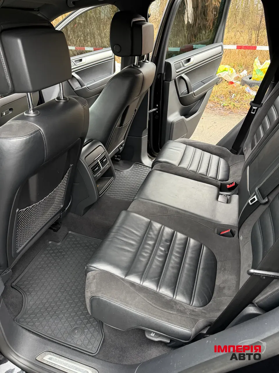 Volkswagen Touareg - фото 5