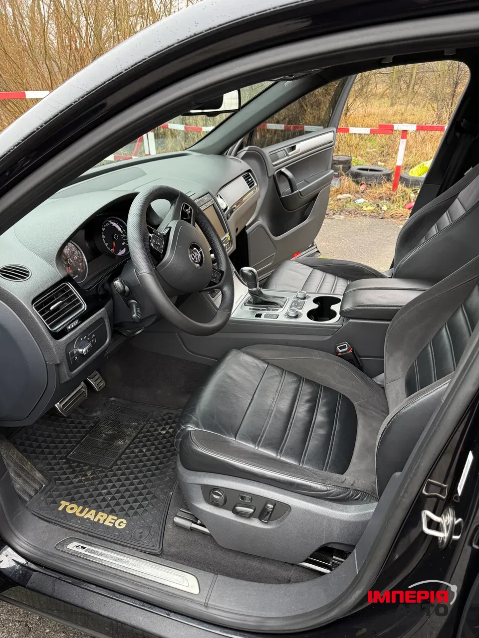 Volkswagen Touareg - фото 10