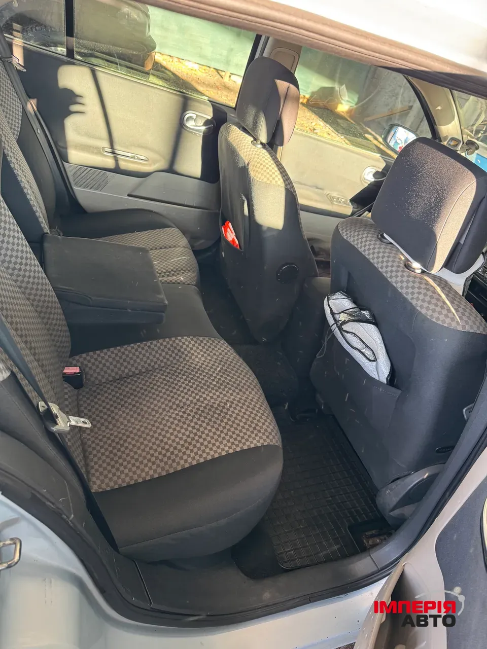 Renault Megane - фото 5