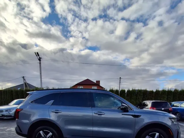 Kia Sorento - фото 3