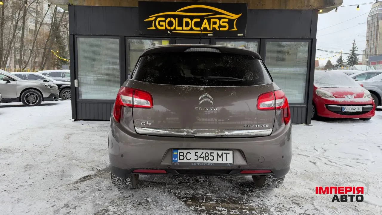 Citroen C4 Aircross - фото 15