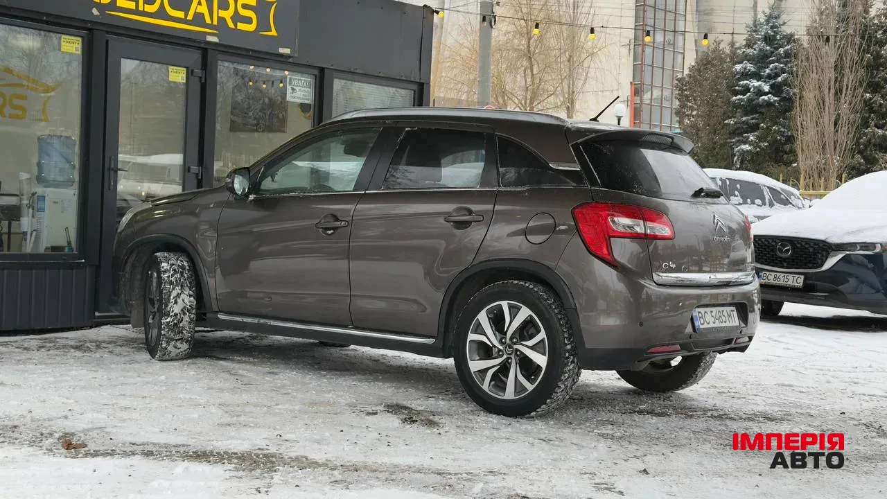 Citroen C4 Aircross - фото 8