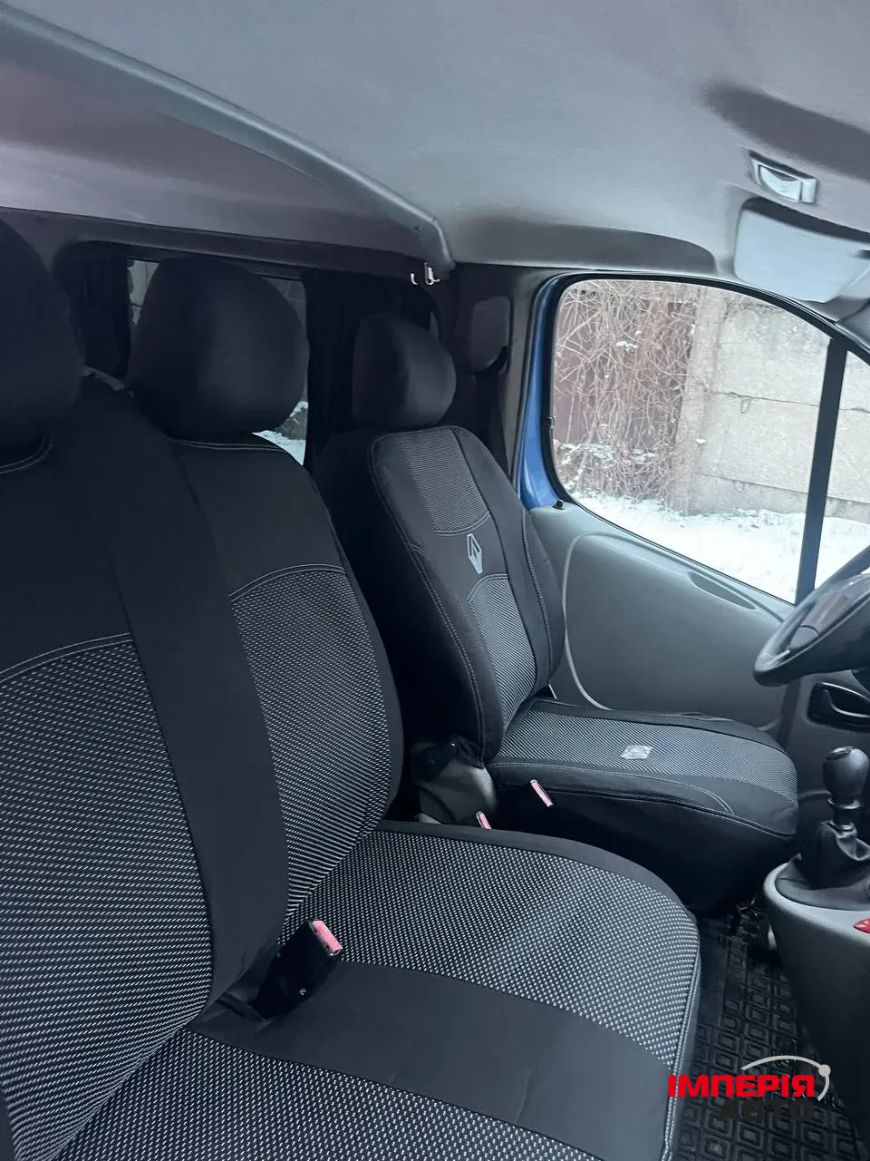 Renault Trafic - фото 8