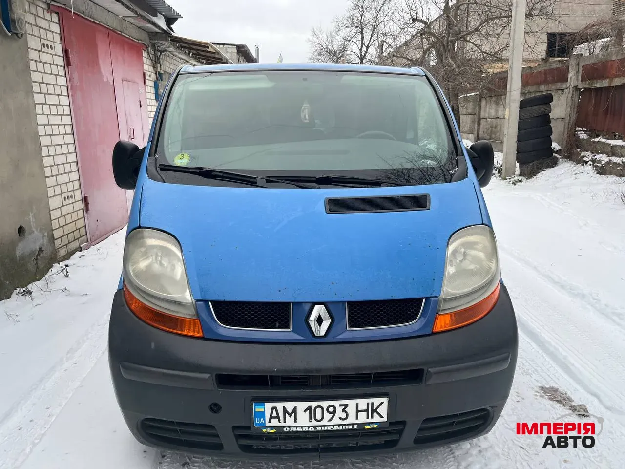 Renault Trafic - фото 2
