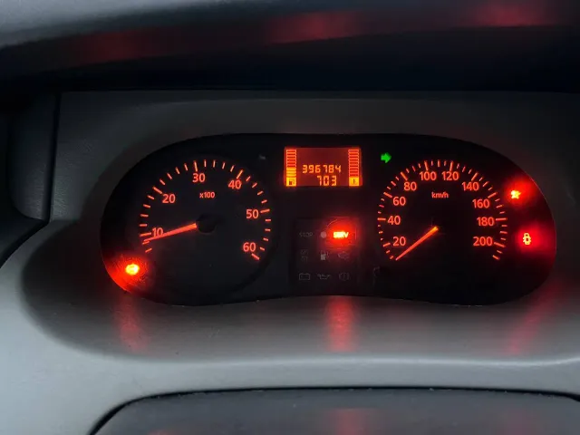 Renault Trafic - фото 5