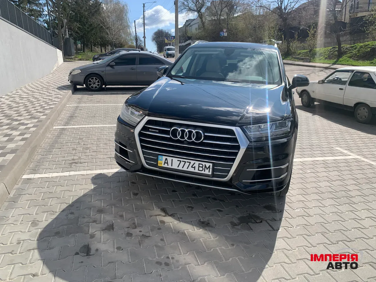 Audi Q7 - фото 13