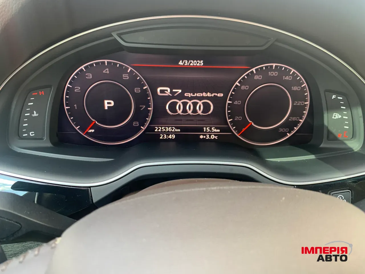 Audi Q7 - фото 23