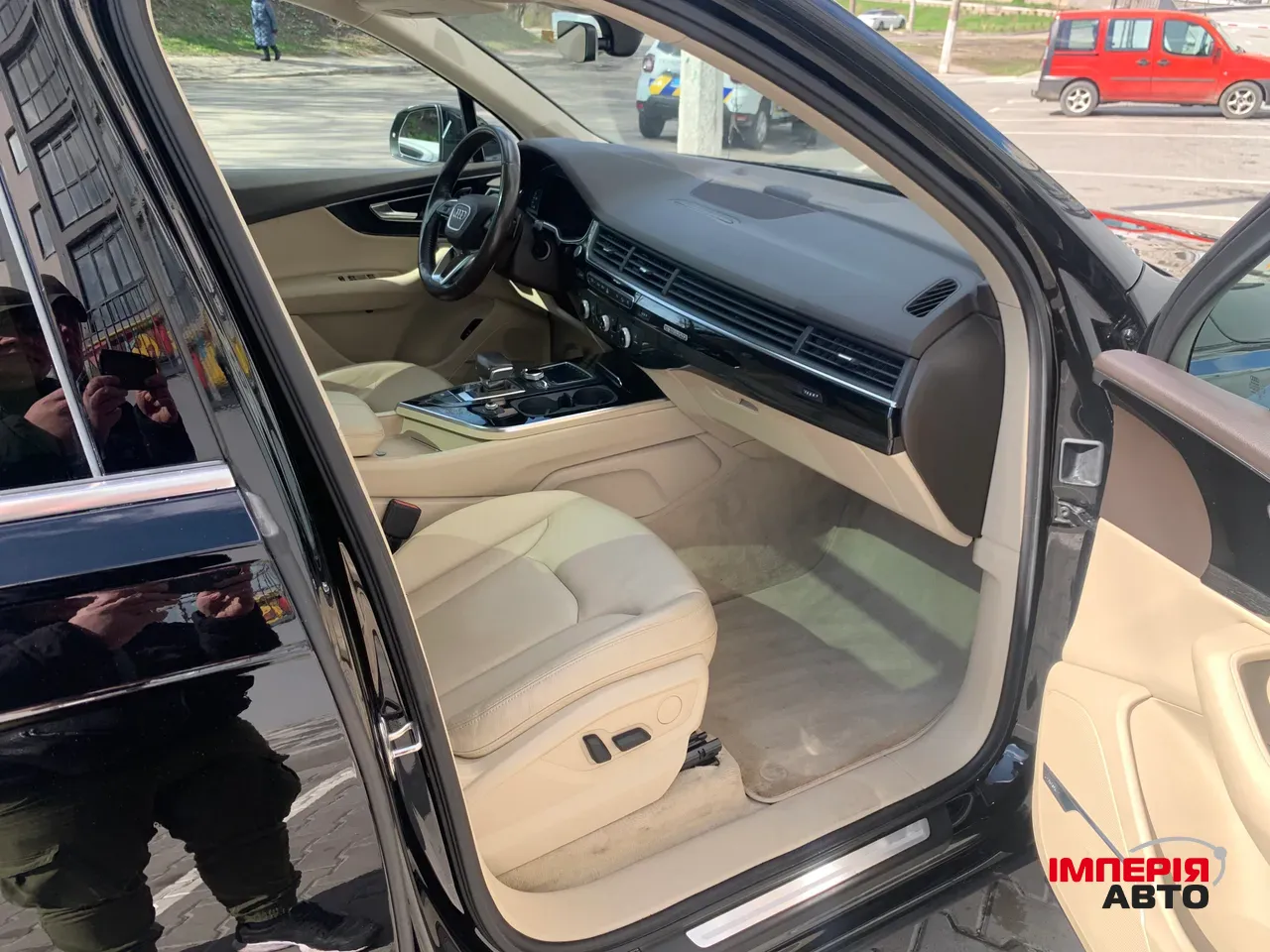 Audi Q7 - фото 15