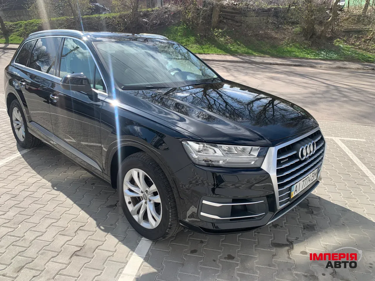 Audi Q7 - фото 4