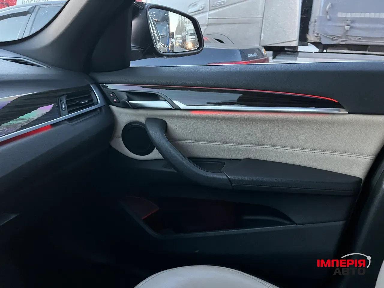 BMW X1 - фото 12