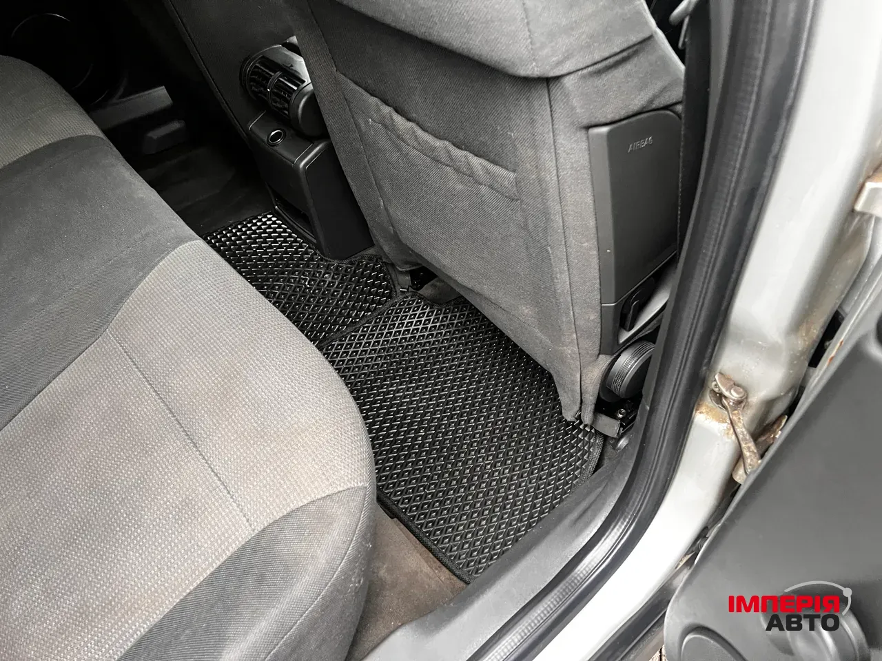 Opel Vectra - фото 20