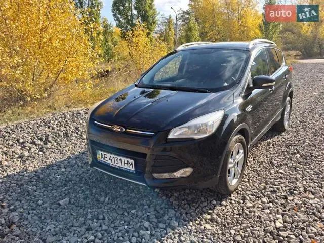 Ford Kuga - фото 3