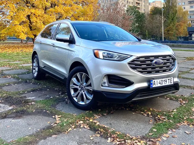 Ford Edge - фото 1