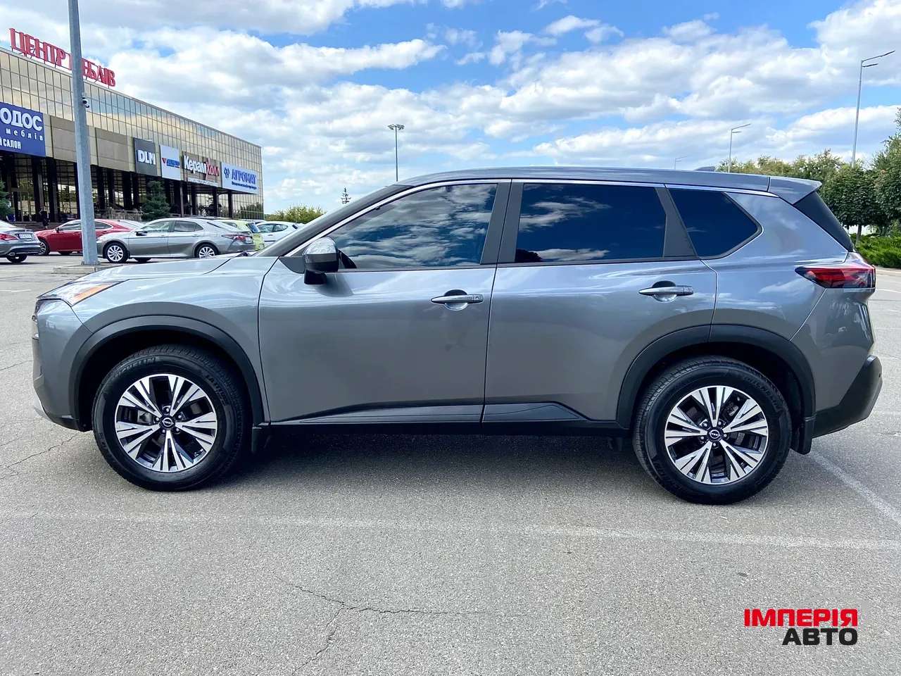 Nissan Rogue - фото 4