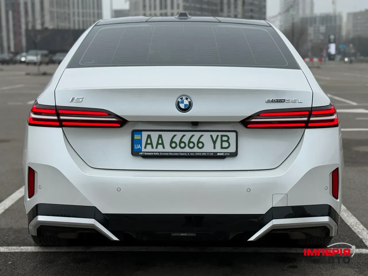 BMW i5 - фото 14