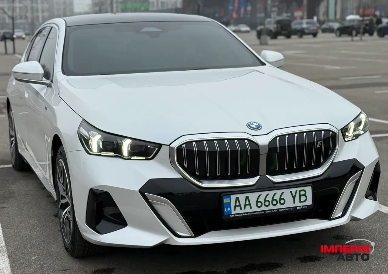 BMW i5 - фото 25