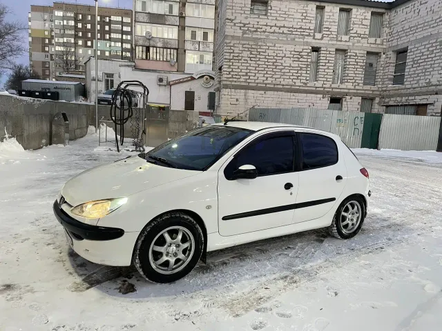 Peugeot 206 - фото 2