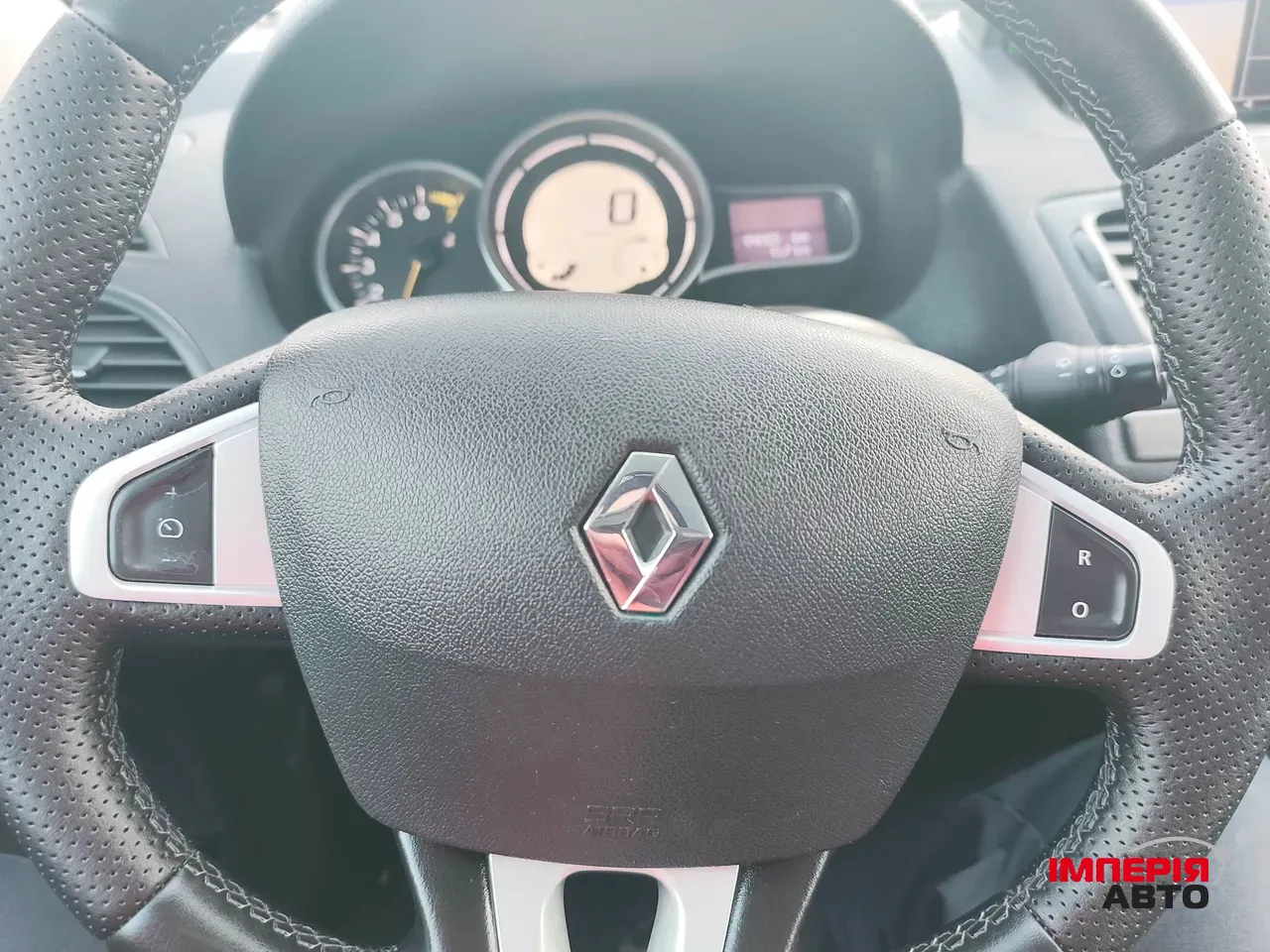 Renault Megane - фото 29