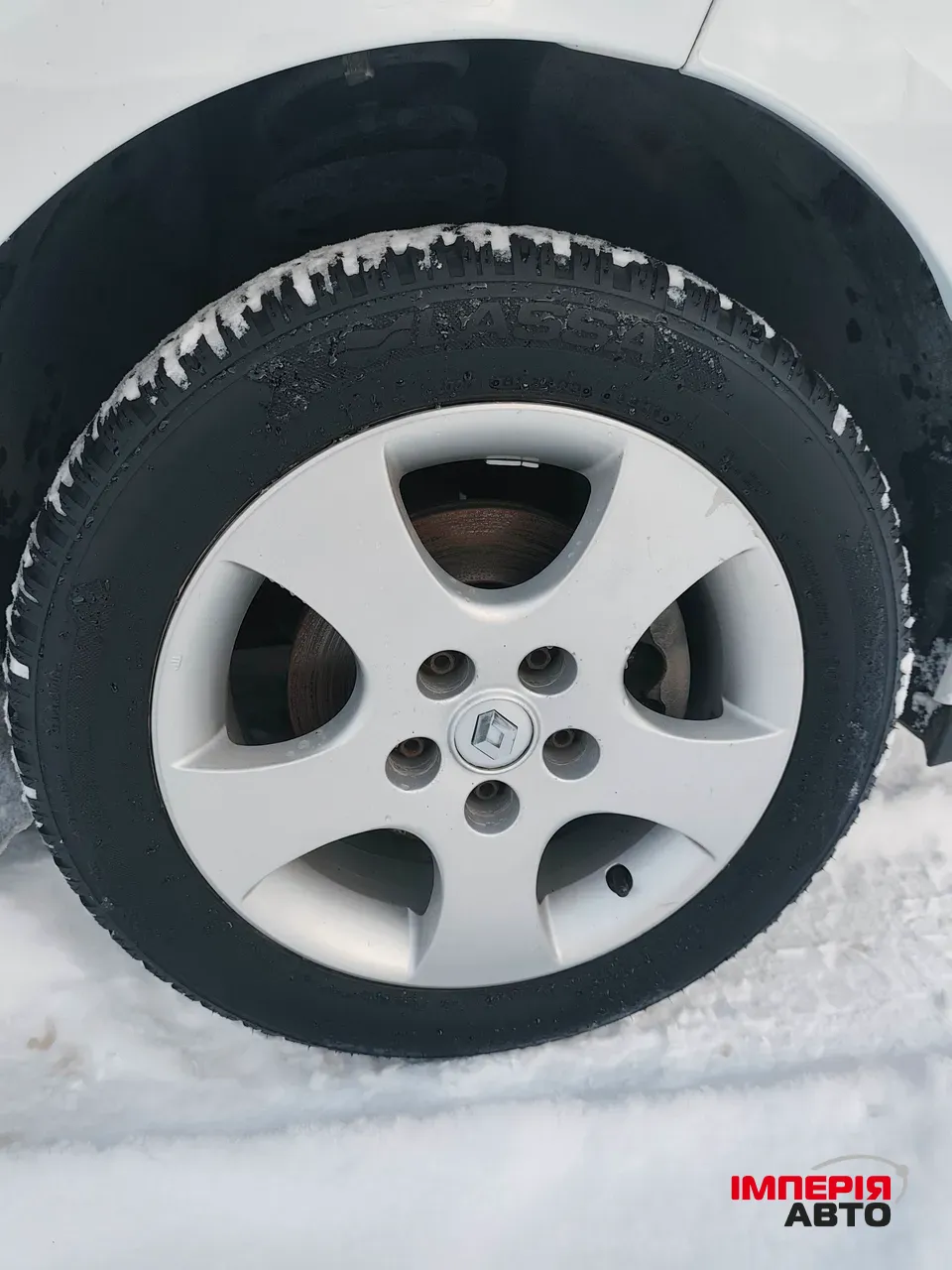 Renault Megane - фото 21