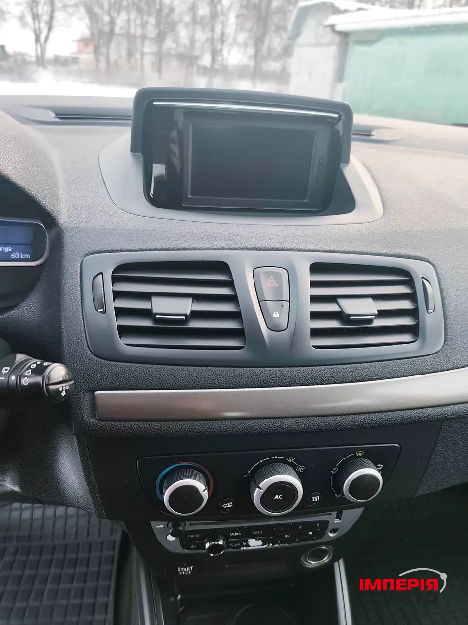 Renault Megane - фото 26